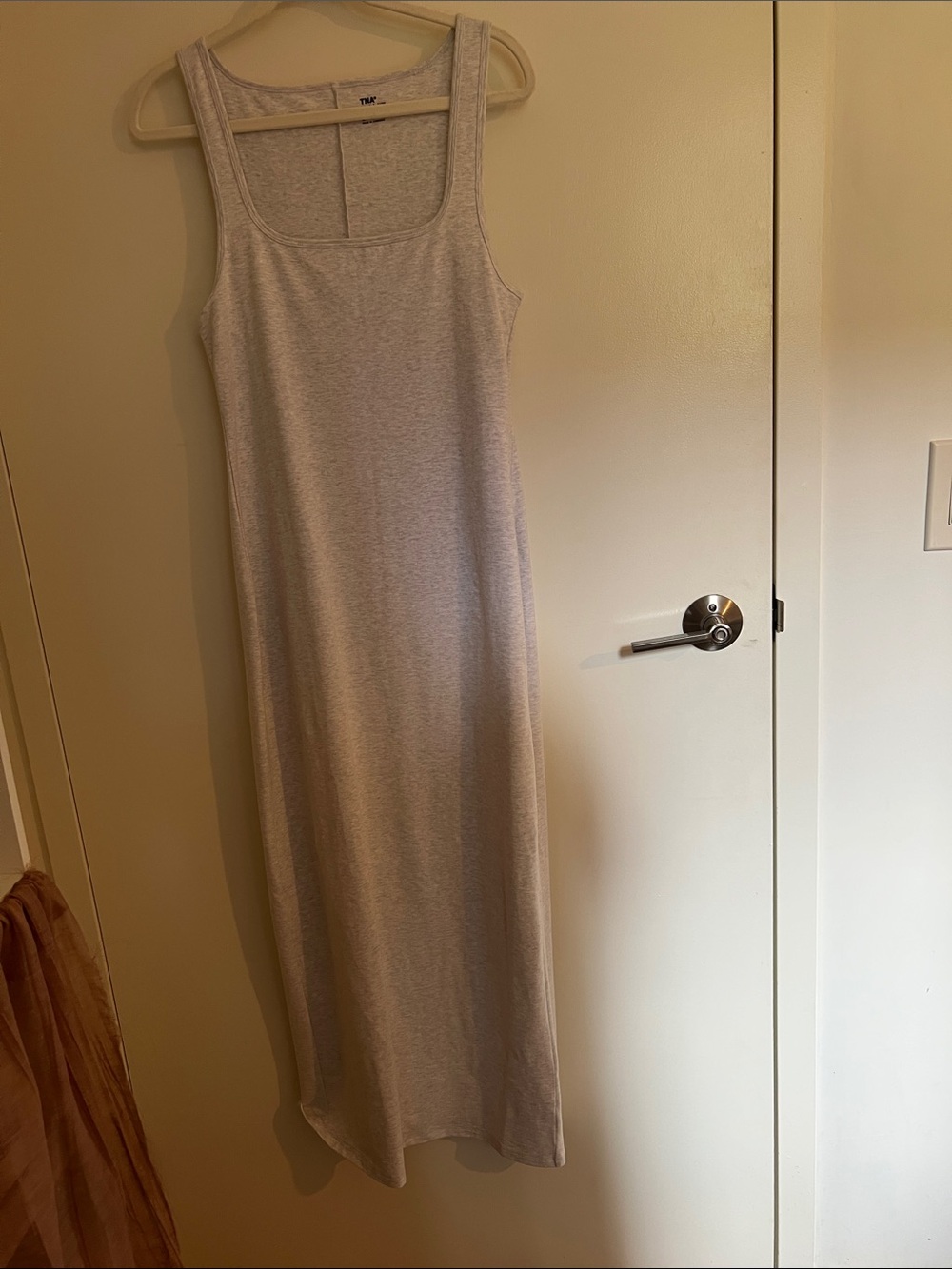 TNA Scoop Neck Sleeveless Maxi Dress in Light Heather Gray